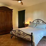 Casa Ambrogina 别墅 *