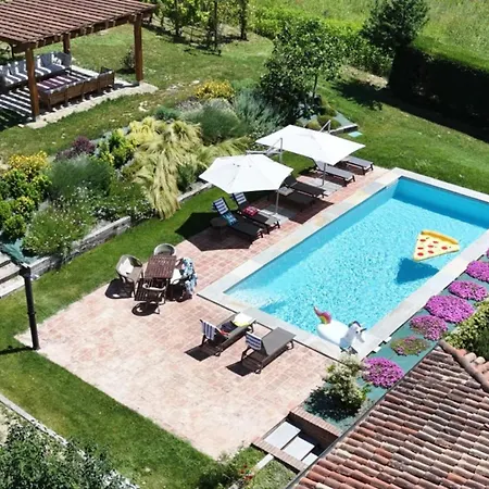 Casa Ambrogina Vila *