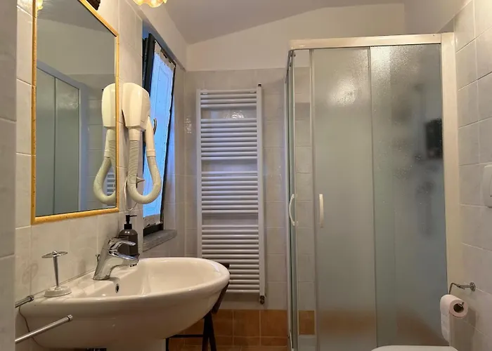 Casa Ambrogina فيلة اجليانو تيرمي